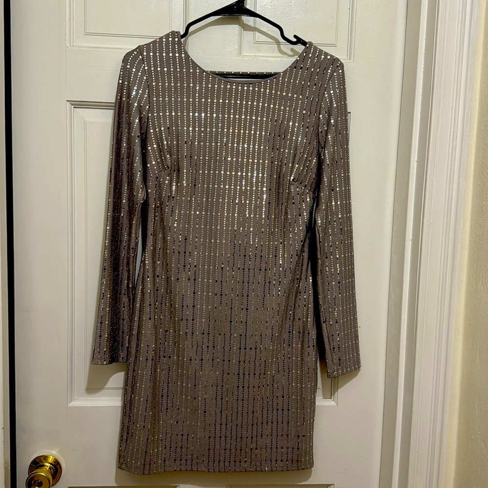 EUC Crystal Sky Silver Shimmer Club Dance Event Dress Size M
